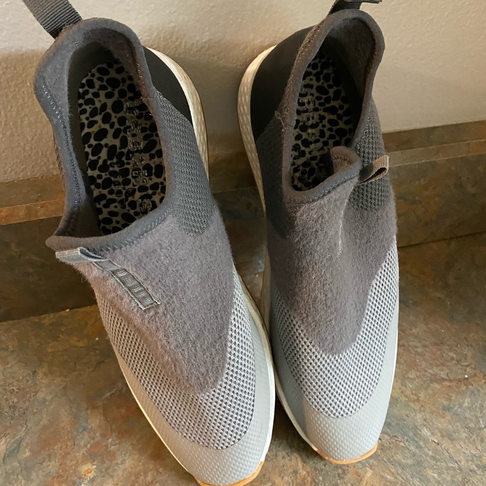 Jslides Color Block Sneaker - image 3